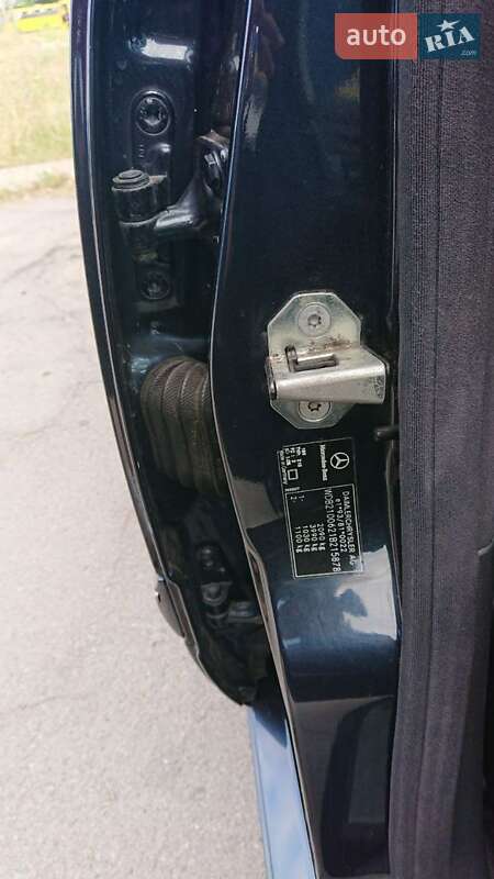 Седан Mercedes-Benz E-Class 2000 в Черкассах