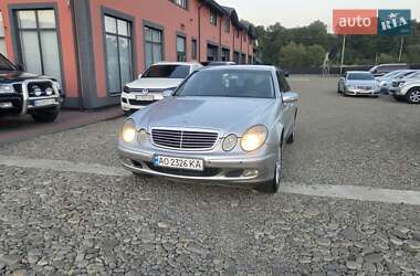 Седан Mercedes-Benz E-Class 2002 в 
