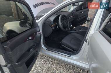 Седан Mercedes-Benz E-Class 2002 в 