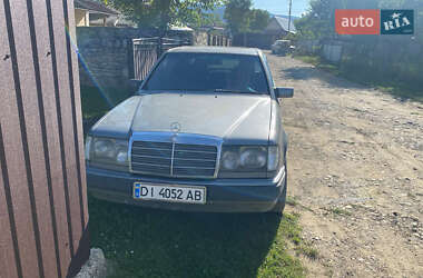 Седан Mercedes-Benz E-Class 1992 в Косове