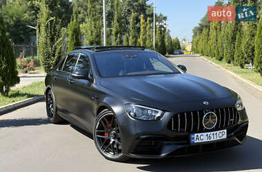 Седан Mercedes-Benz E-Class 2021 в 