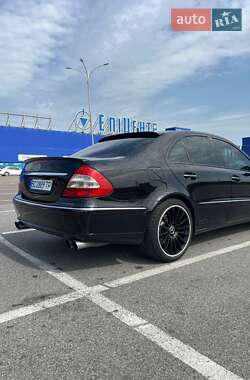 Седан Mercedes-Benz E-Class 2007 в Львові