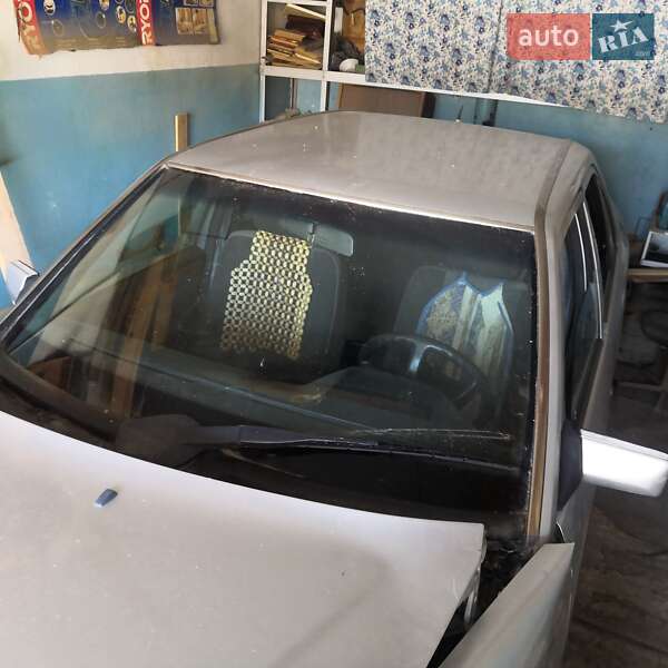 Седан Mercedes-Benz E-Class 1994 в Измаиле