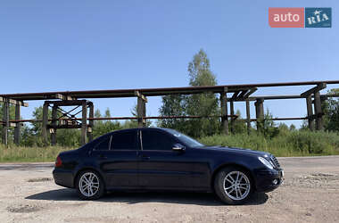 Седан Mercedes-Benz E-Class 2007 в 