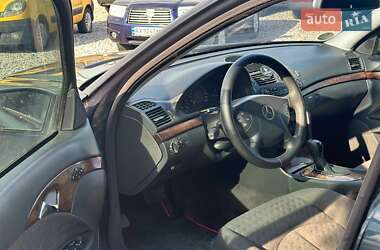 Седан Mercedes-Benz E-Class 2002 в 