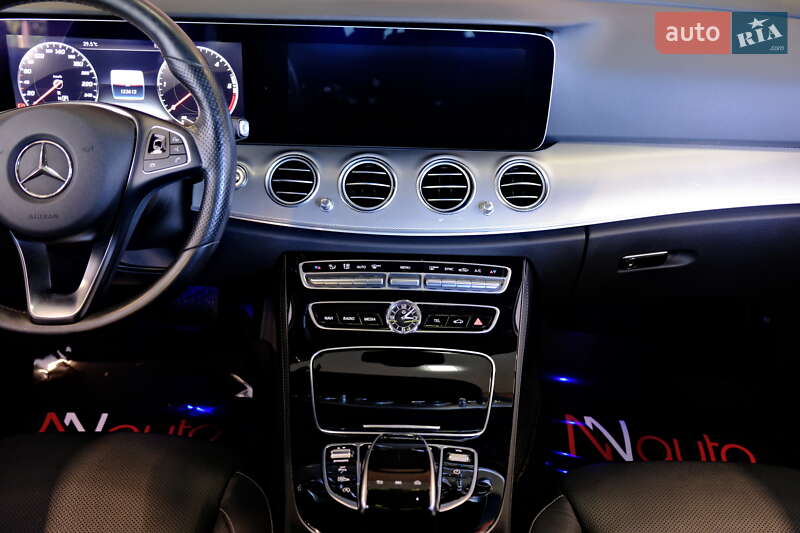 Седан Mercedes-Benz E-Class 2017 в Одессе фото 67 Седан Mercedes-Benz E-Class 2017 в Одессе