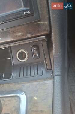 Седан Mercedes-Benz E-Class 2000 в 