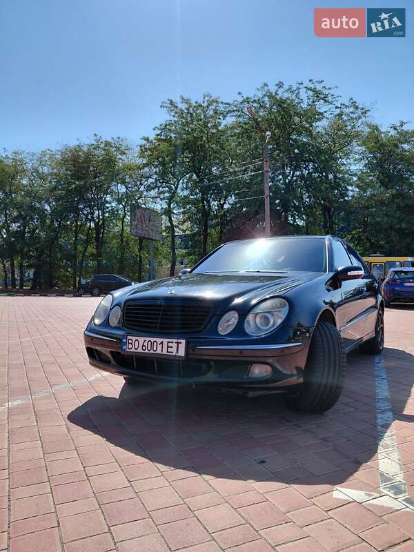 Mercedes-Benz E-Class 2002