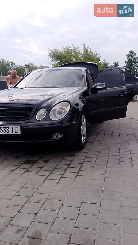 Седан Mercedes-Benz E-Class 2004 в Радчі фото 4 Седан Mercedes-Benz E-Class 2004 в Радчі
