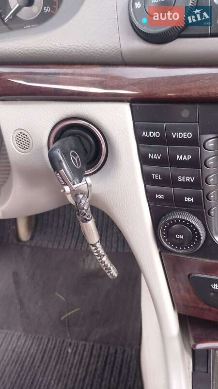 Седан Mercedes-Benz E-Class 2004 в Радчі фото 25 Седан Mercedes-Benz E-Class 2004 в Радчі