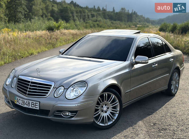 Седан Mercedes-Benz E-Class 2007 в 
