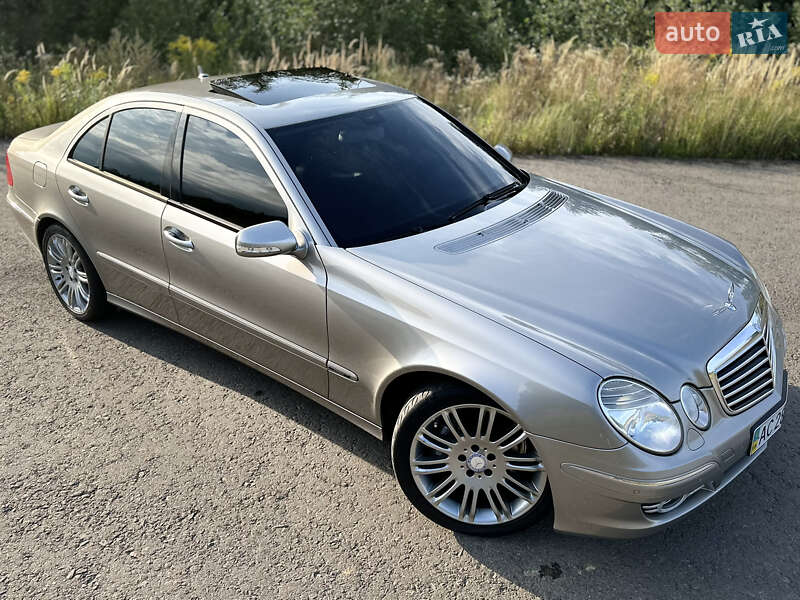 Седан Mercedes-Benz E-Class 2007 в Трускавці