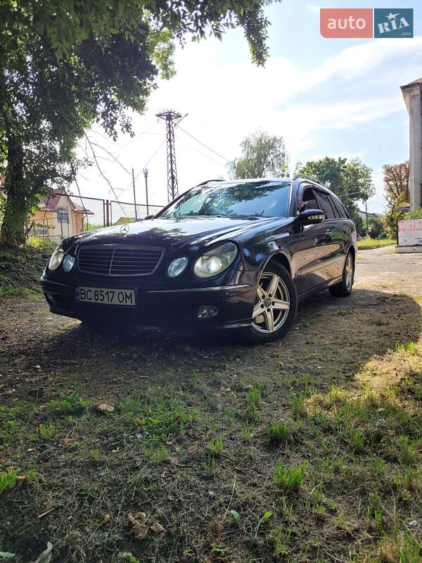 Mercedes-Benz E-Class 2004