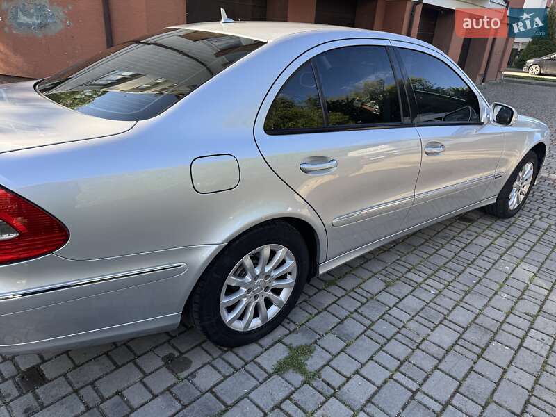 Седан Mercedes-Benz E-Class 2007 в Івано-Франківську