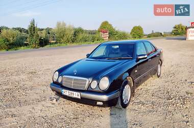 Седан Mercedes-Benz E-Class 1997 в Коломые