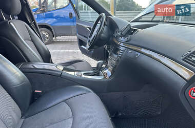 Седан Mercedes-Benz E-Class 2002 в 