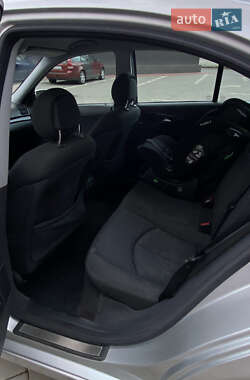 Седан Mercedes-Benz E-Class 2003 в 