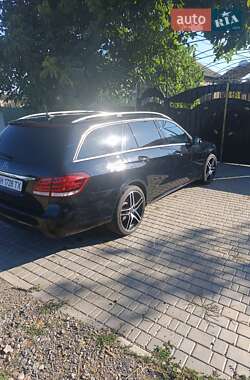 Універсал Mercedes-Benz E-Class 2014 в 