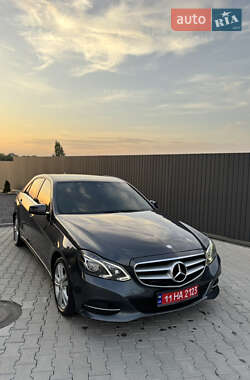 Седан Mercedes-Benz E-Class 2013 в Волочиске