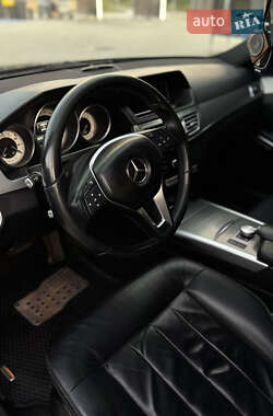 Седан Mercedes-Benz E-Class 2013 в 