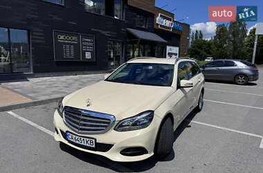 Універсал Mercedes-Benz E-Class 2015 в  фото 6 Універсал Mercedes-Benz E-Class 2015 в