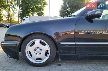 Универсал Mercedes-Benz E-Class 2001 в 