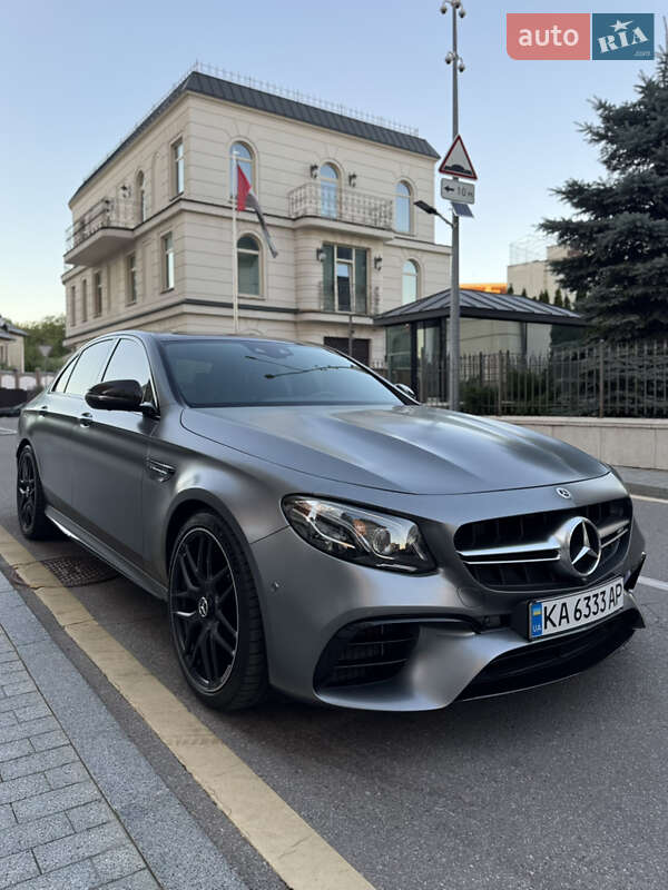 Седан Mercedes-Benz E-Class 2018 в Киеве