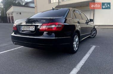 Седан Mercedes-Benz E-Class 2009 в Виннице