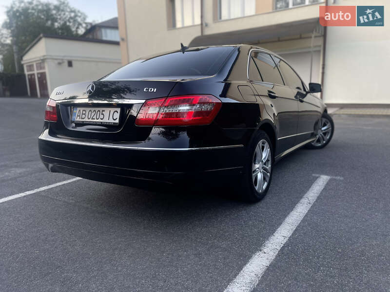 Mercedes-Benz E-Class 2009