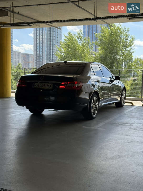 Седан Mercedes-Benz E-Class 2012 в Киеве фото 16 Седан Mercedes-Benz E-Class 2012 в Киеве