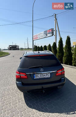Универсал Mercedes-Benz E-Class 2012 в 