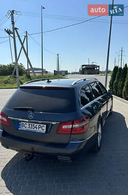 Универсал Mercedes-Benz E-Class 2012 в 