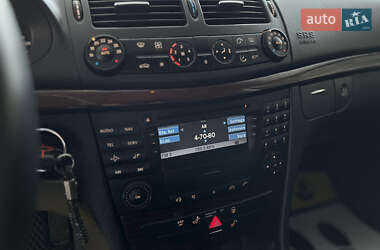 Седан Mercedes-Benz E-Class 2002 в 