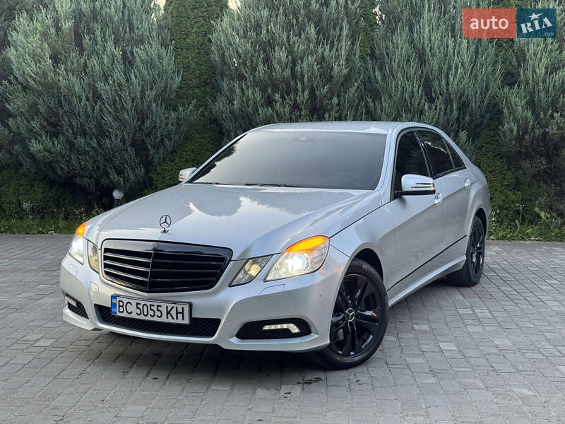 Mercedes-Benz E-Class 2010