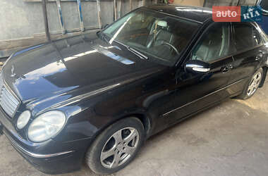 Седан Mercedes-Benz E-Class 2005 в 