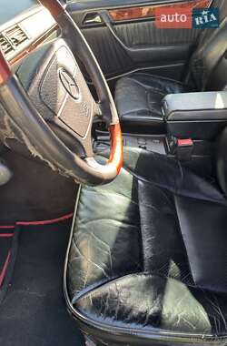 Седан Mercedes-Benz E-Class 1994 в 