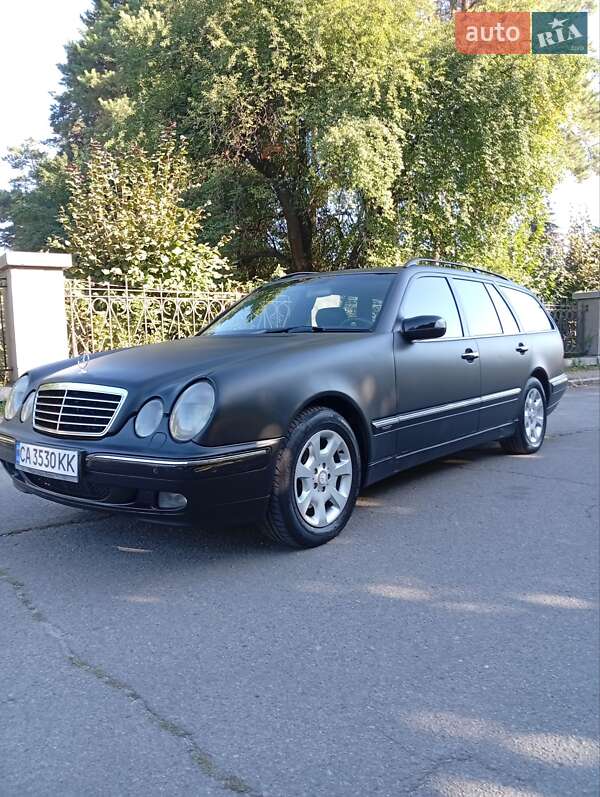 Mercedes-Benz E-Class 2002
