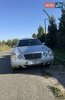 Седан Mercedes-Benz E-Class 2001 в Києві