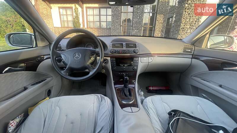 Седан Mercedes-Benz E-Class 2002 в Києві фото 2 Седан Mercedes-Benz E-Class 2002 в Києві