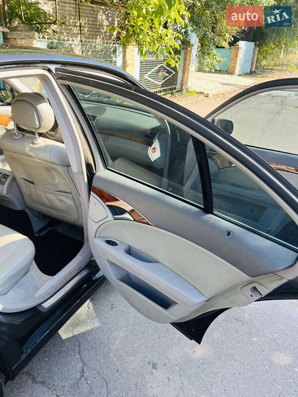 Седан Mercedes-Benz E-Class 2004 в Кривом Роге