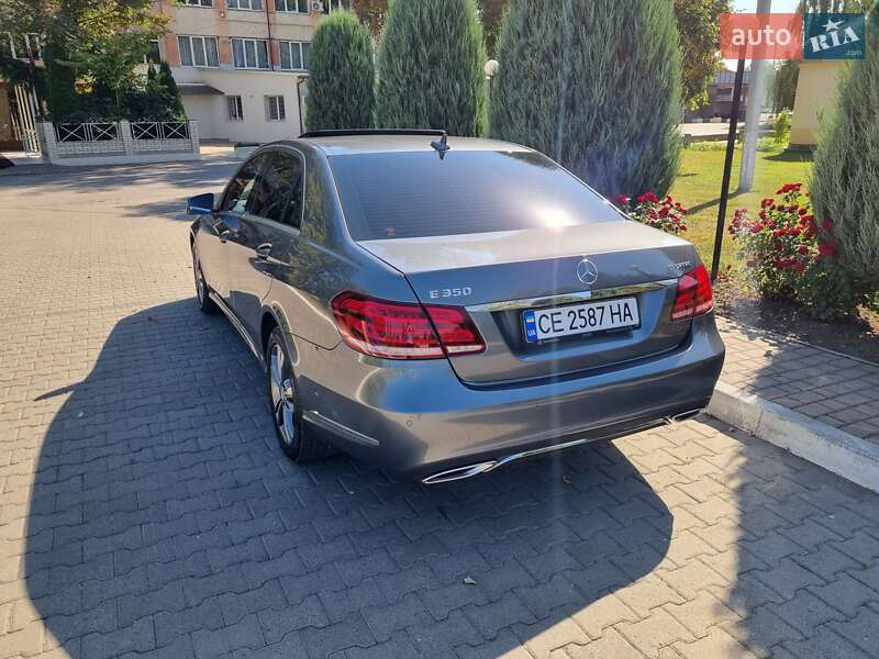 Седан Mercedes-Benz E-Class 2015 в Черновцах