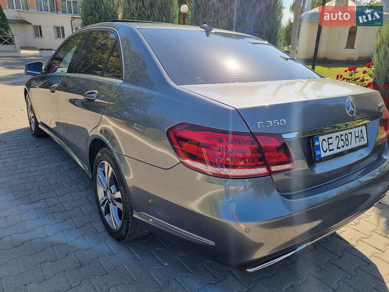 Седан Mercedes-Benz E-Class 2015 в Черновцах