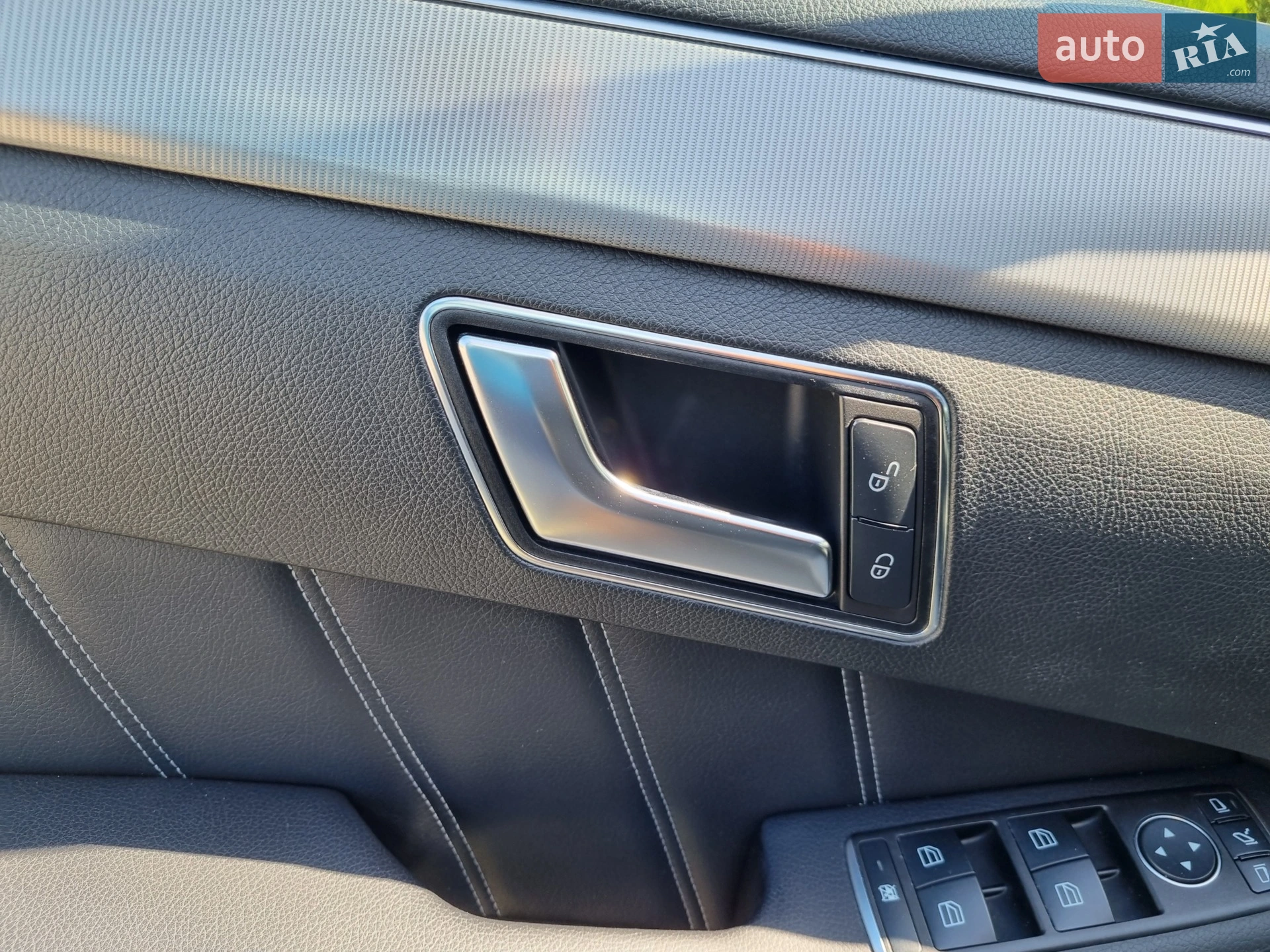 2015 Mercedes-Benz E-klasse - мініатюра 17