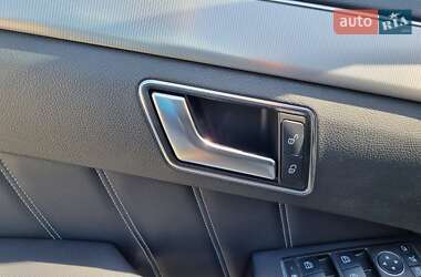 Седан Mercedes-Benz E-Class 2015 в  фото 17 Седан Mercedes-Benz E-Class 2015 в
