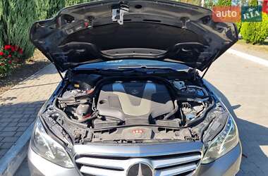 Седан Mercedes-Benz E-Class 2015 в  фото 34 Седан Mercedes-Benz E-Class 2015 в