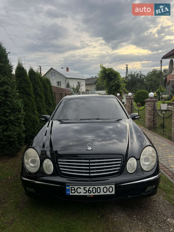 Седан Mercedes-Benz E-Class 2006 в Львове