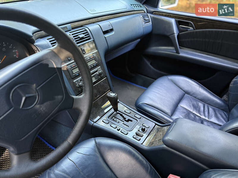 Седан Mercedes-Benz E-Class 1998 в Черкассах фото 49 Седан Mercedes-Benz E-Class 1998 в Черкассах