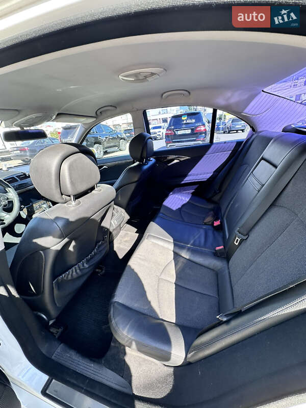 Седан Mercedes-Benz E-Class 2007 в Дымере