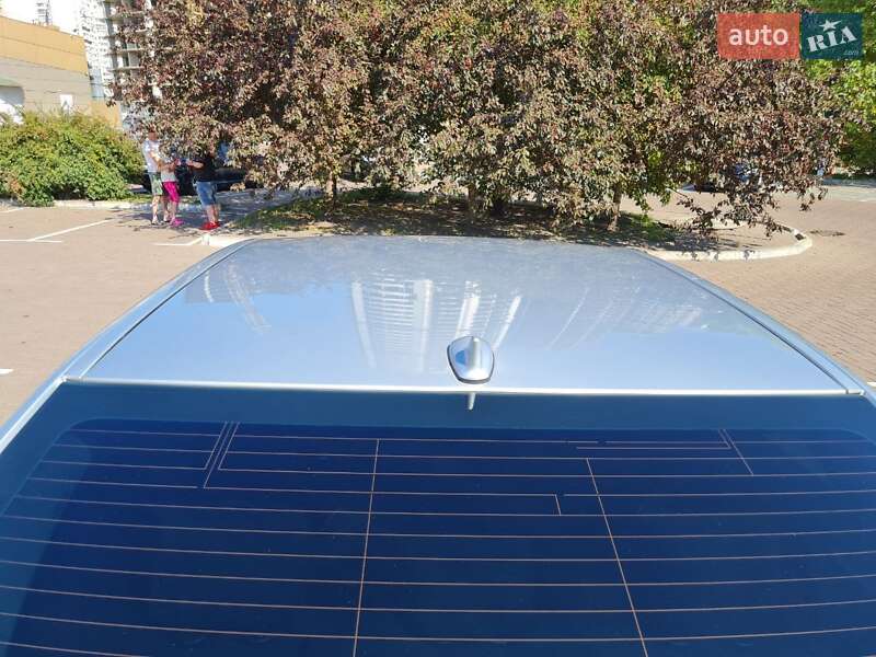 Седан Mercedes-Benz E-Class 2010 в Киеве