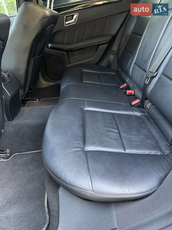 Универсал Mercedes-Benz E-Class 2011 в Городке фото 21 Универсал Mercedes-Benz E-Class 2011 в Городке